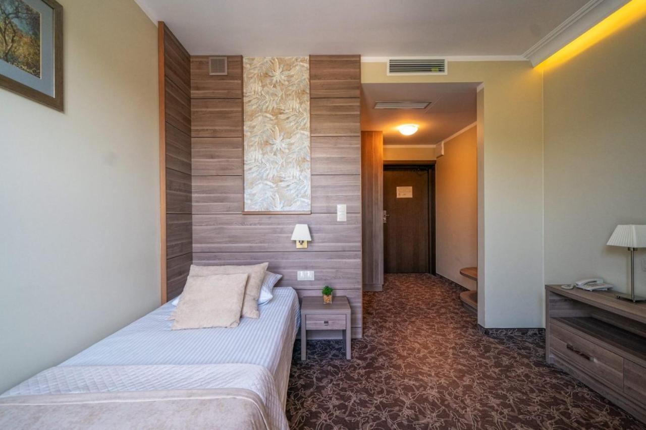 Korona Hotel Ostroleka  Exteriér fotografie