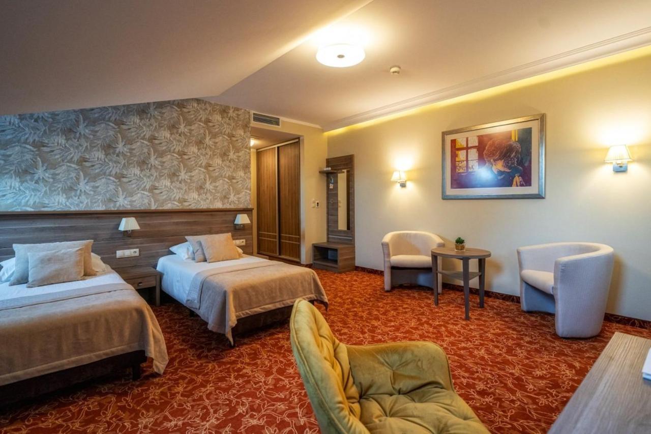 Korona Hotel Ostroleka  Exteriér fotografie